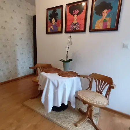 Apartment In Kretomino *